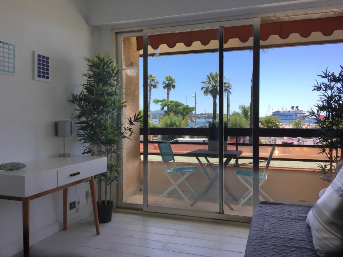 Les balcons de Bandol Centre ville avec vue mer et face à la plage Esterno foto